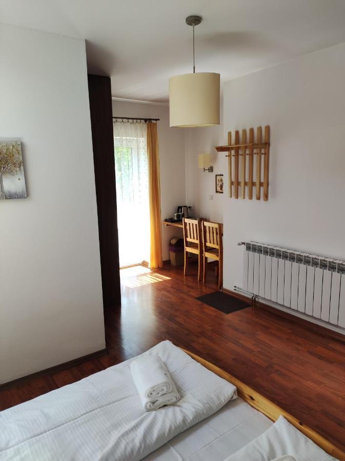 Rezydencja Bukowy Dwor Czarna  Exterior foto