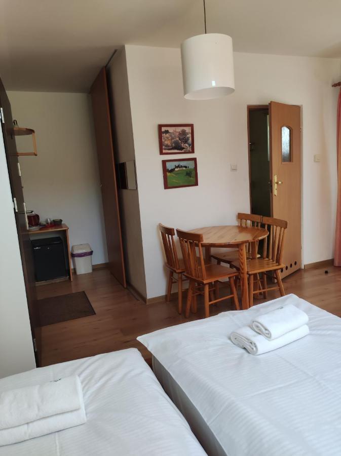 Rezydencja Bukowy Dwor Czarna  Exterior foto
