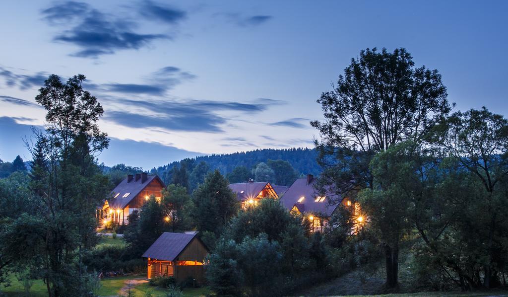 Rezydencja Bukowy Dwor Czarna  Exterior foto